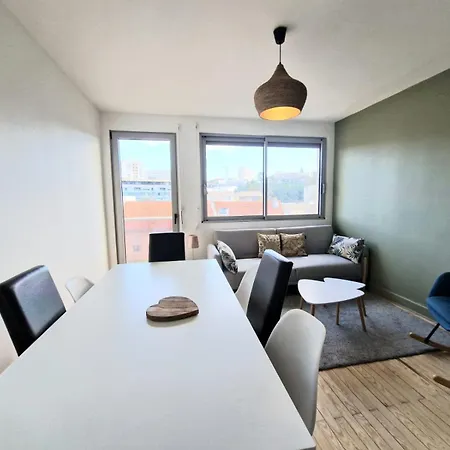 Georges #parking#balcon *